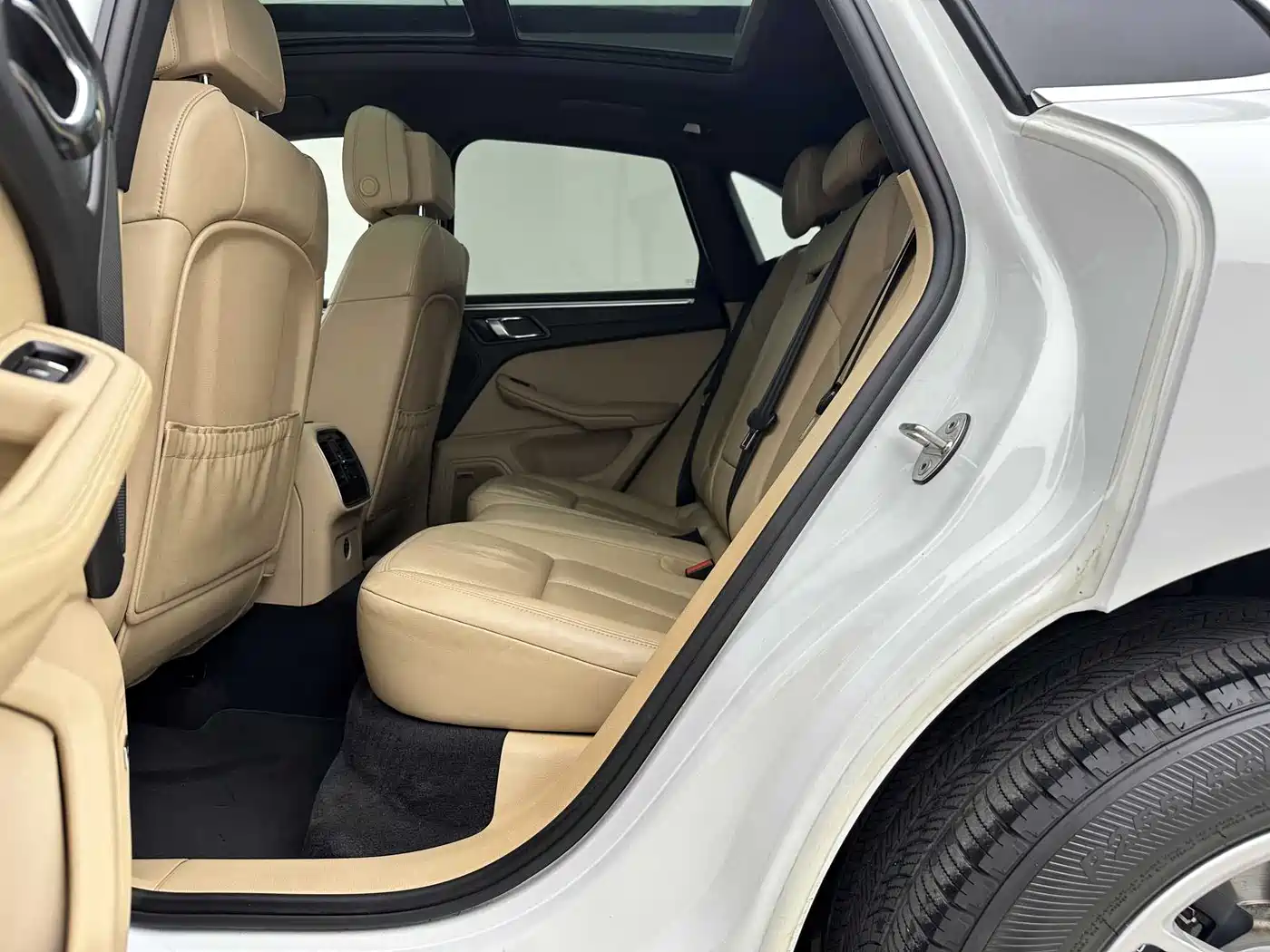 Porsche Macan 2018 Macan 2.0T фото 8