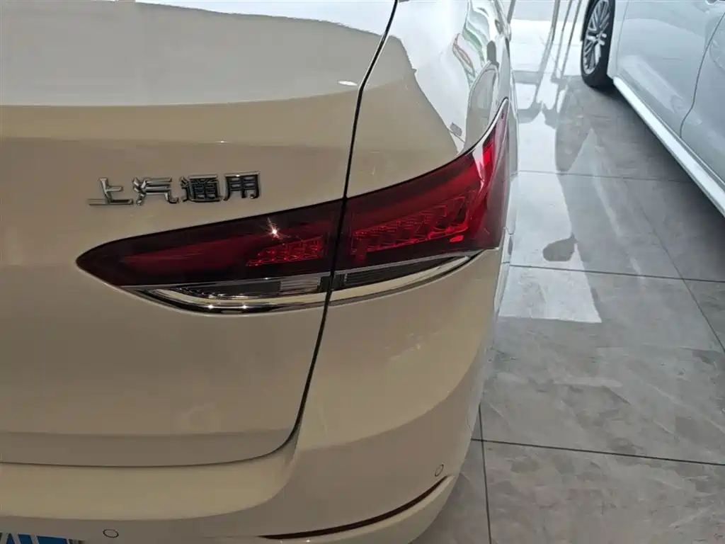 Фото 8 - Buick Excelle
