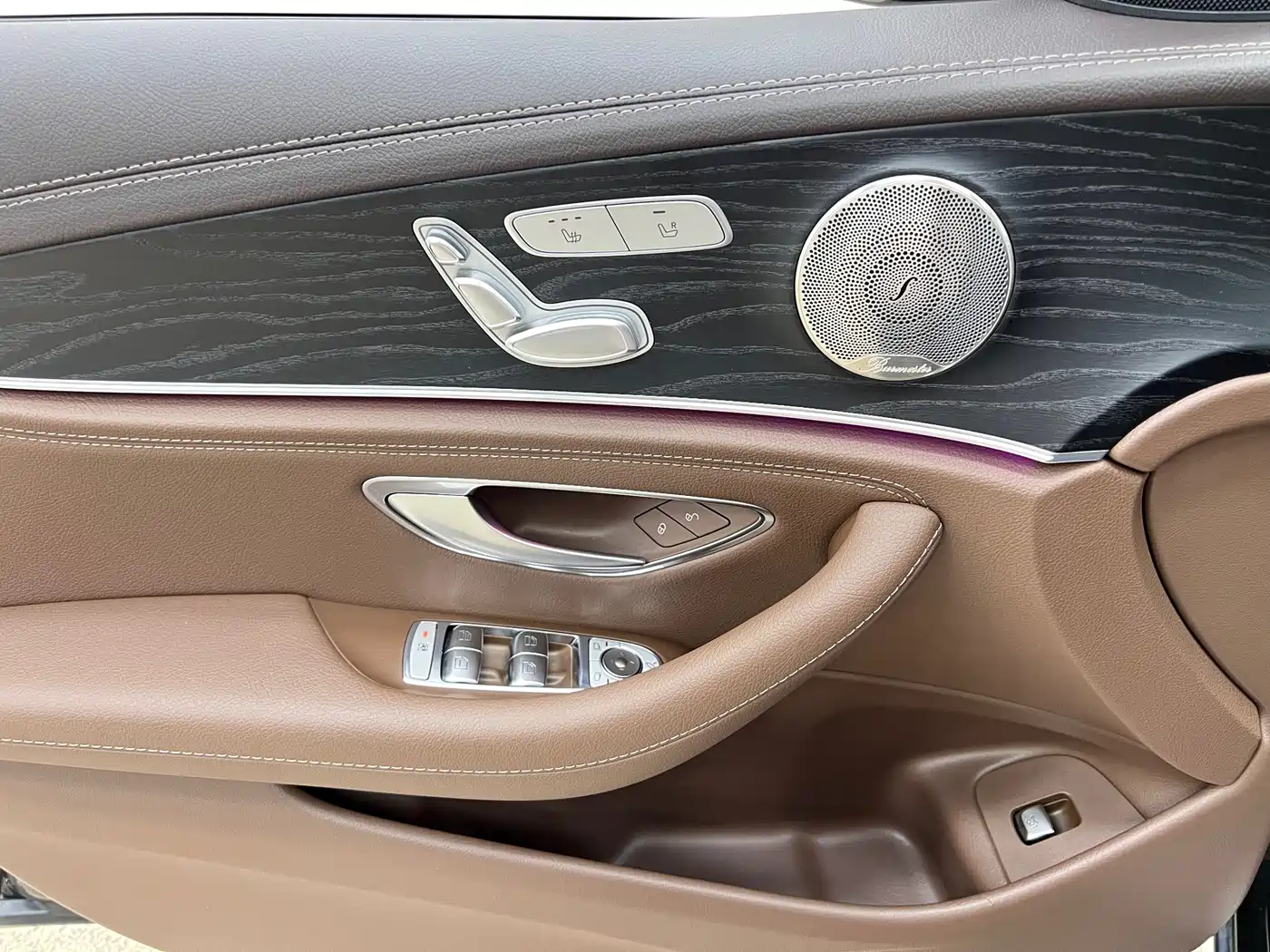 Mercedes-Benz E-Class 2022 E 300 L Luxury фото 14