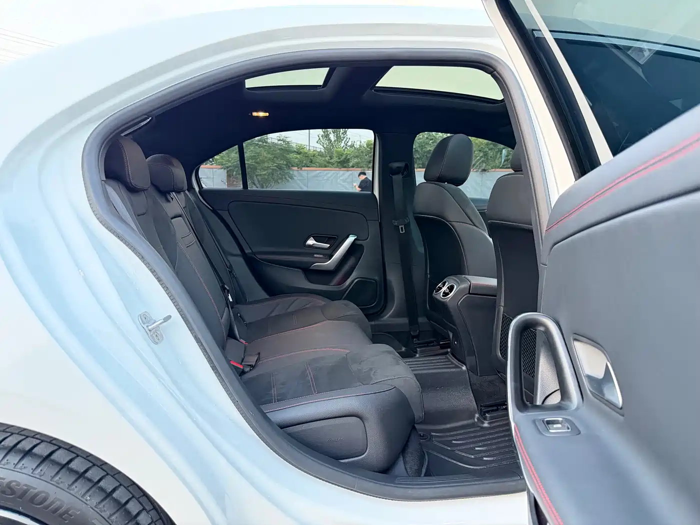 Фото 15 - Mercedes-Benz A-Class