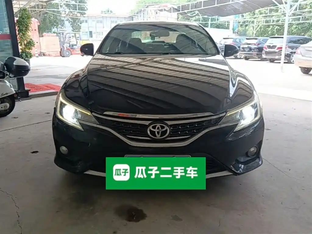 Toyota Reiz 2013 2.5V Premium Edition фото 3