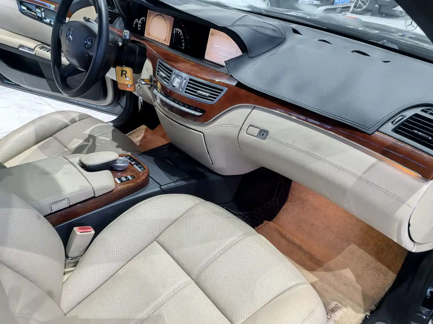 Mercedes-Benz S-Class фото 20