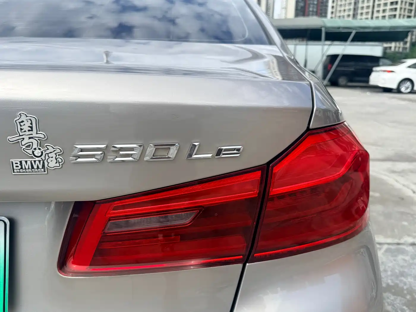 BMW 5 Series New Energy 2019 530Le Luxury Package фото 7
