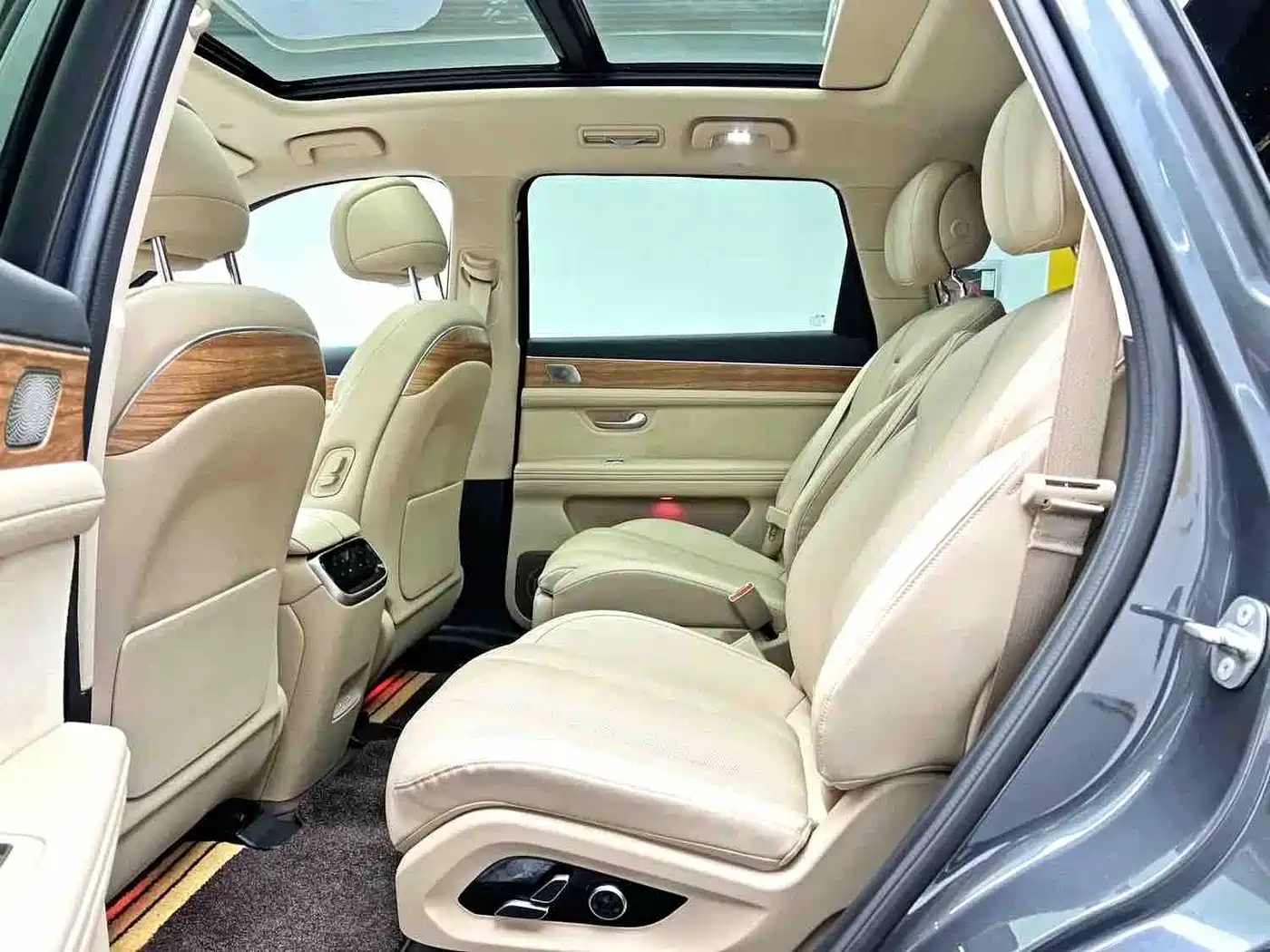 AITO Wenjie AITO M7 2022 1.5T RWD Comfort Edition фото 5