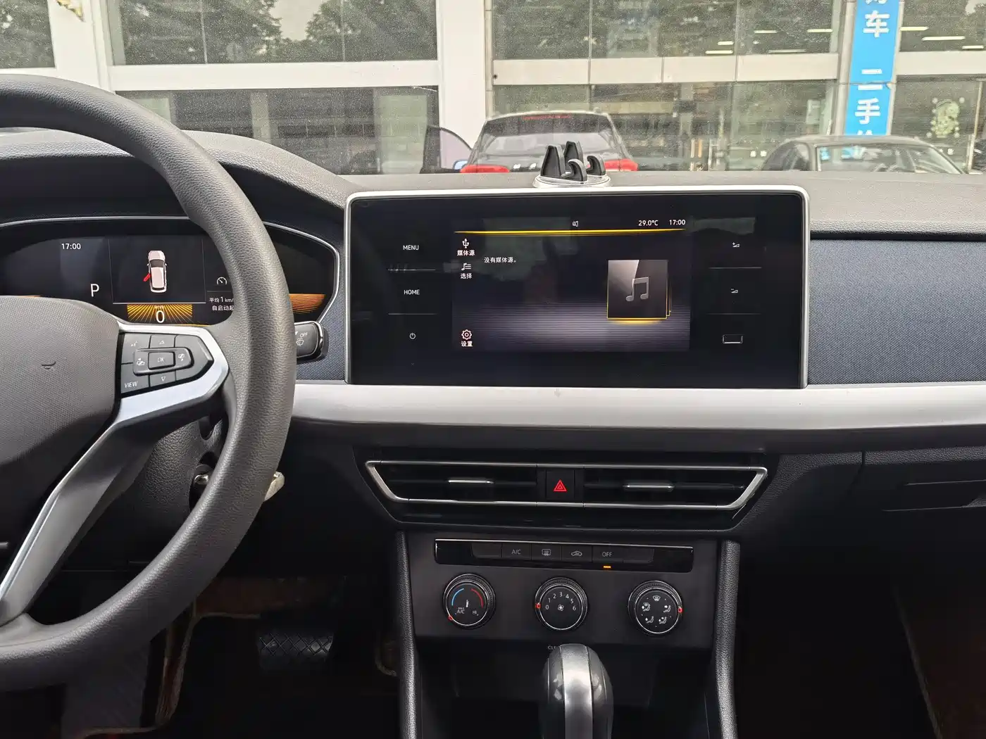 Volkswagen Lavida 2024 Model 1.5L Automatic Delight Edition фото 10