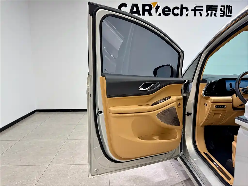 Voyah Auto Voyah Dreamer 2022 Low-carbon Dream+Smart Package фото 16