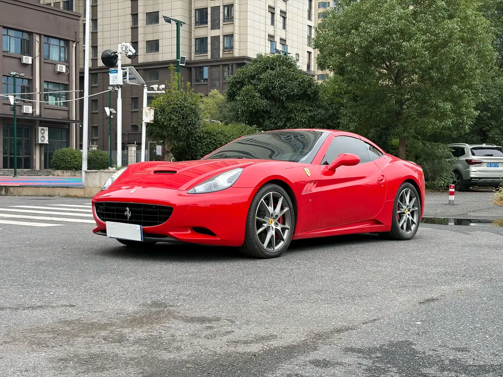 Фото 1 - Ferrari California T
