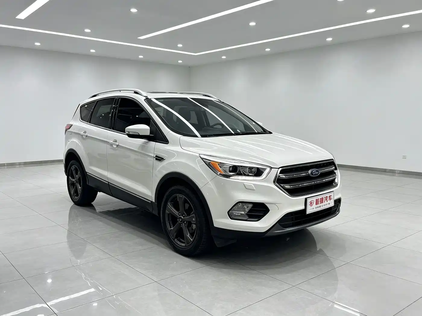 Ford Kuga 2020 2019 EcoBoost 180 FWD Luxury Edition China V