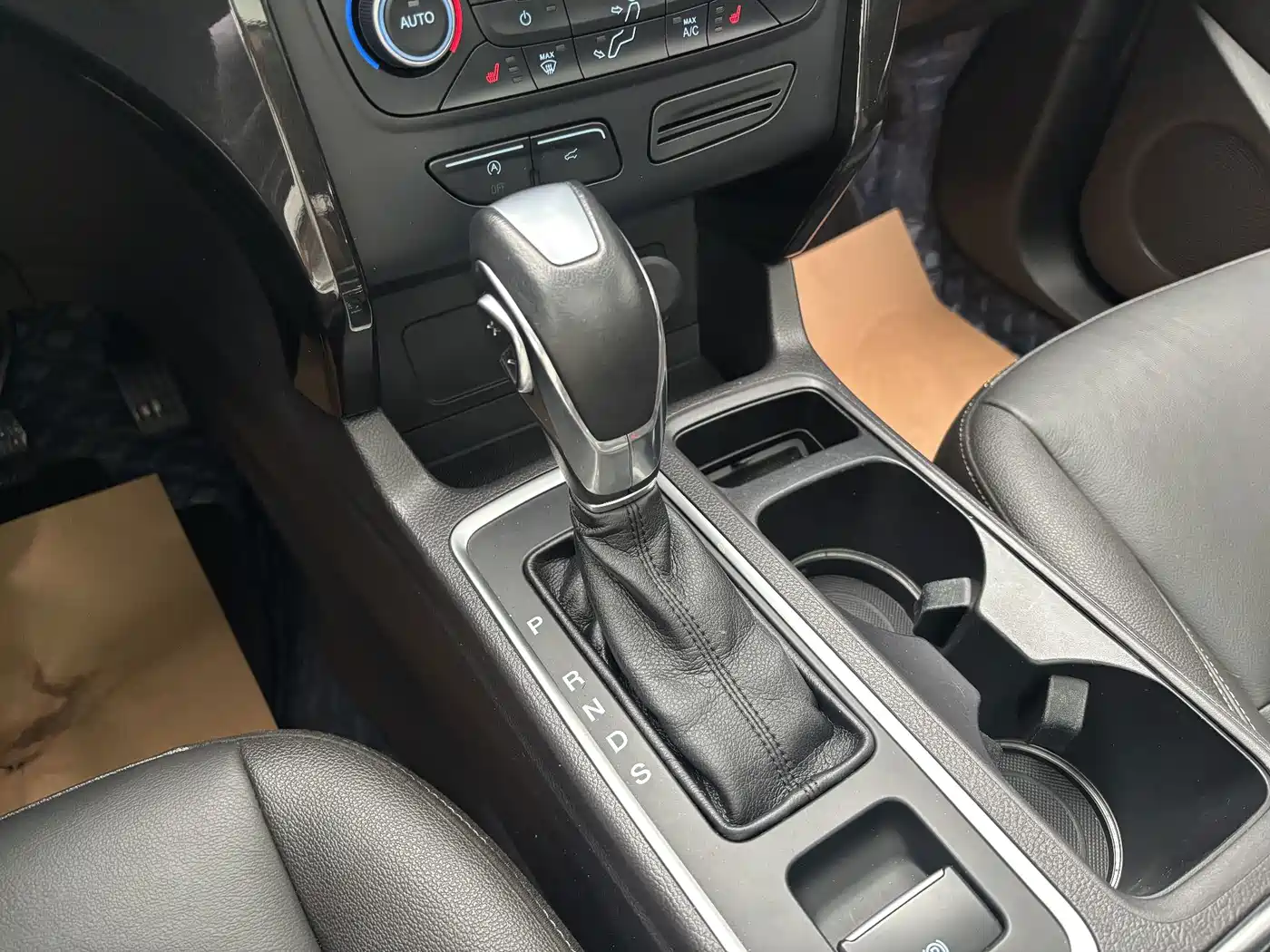 Ford Kuga 2020 2019 EcoBoost 180 FWD Luxury Edition China V