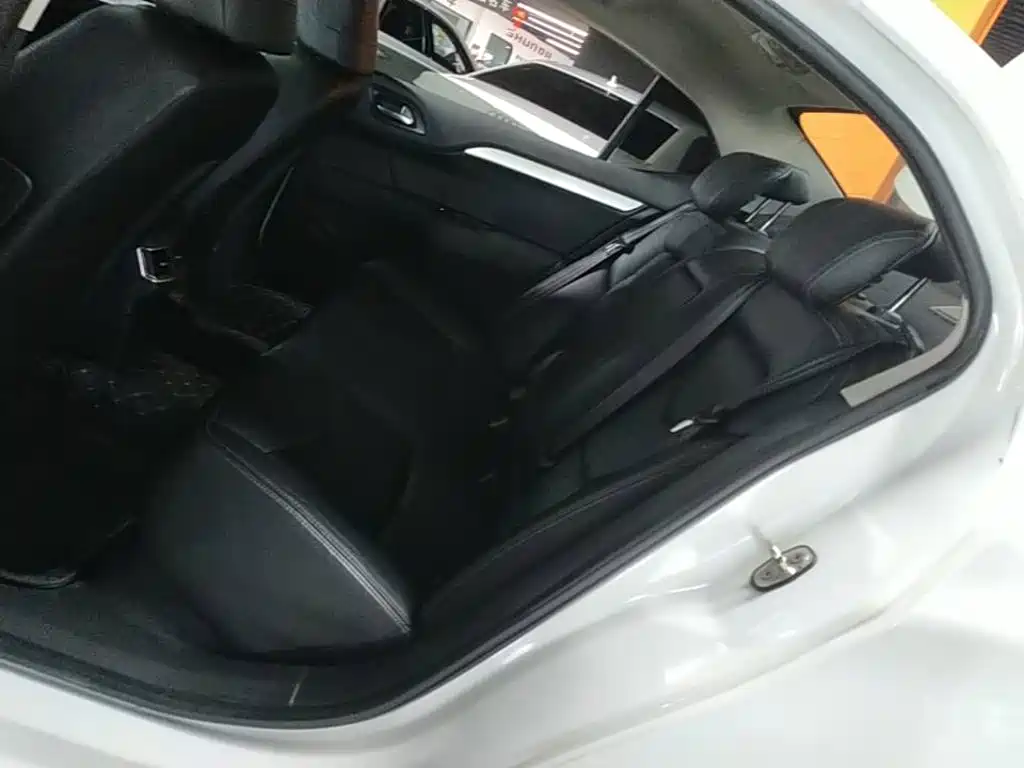 Citroën C4L 2017 2016 1.6T Automatic Elite Edition