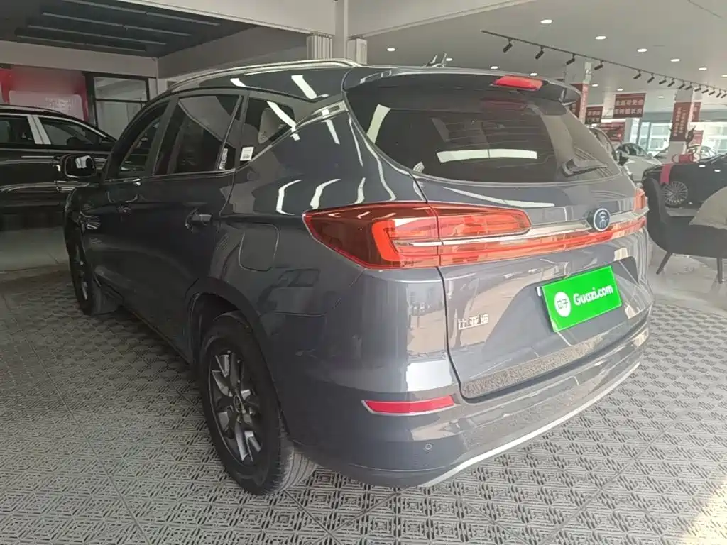 BYD Song 2021 2021 Classic Edition 1.5T Manual Luxury