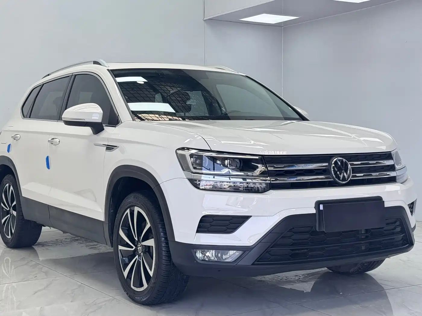 Volkswagen Tharu 2021 280TSI 2WD Luxury Plus фото 3