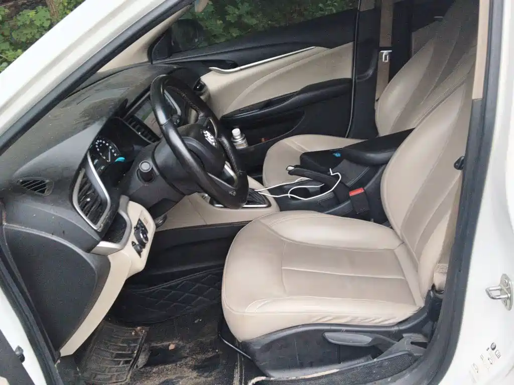 Фото 16 - Buick Excelle