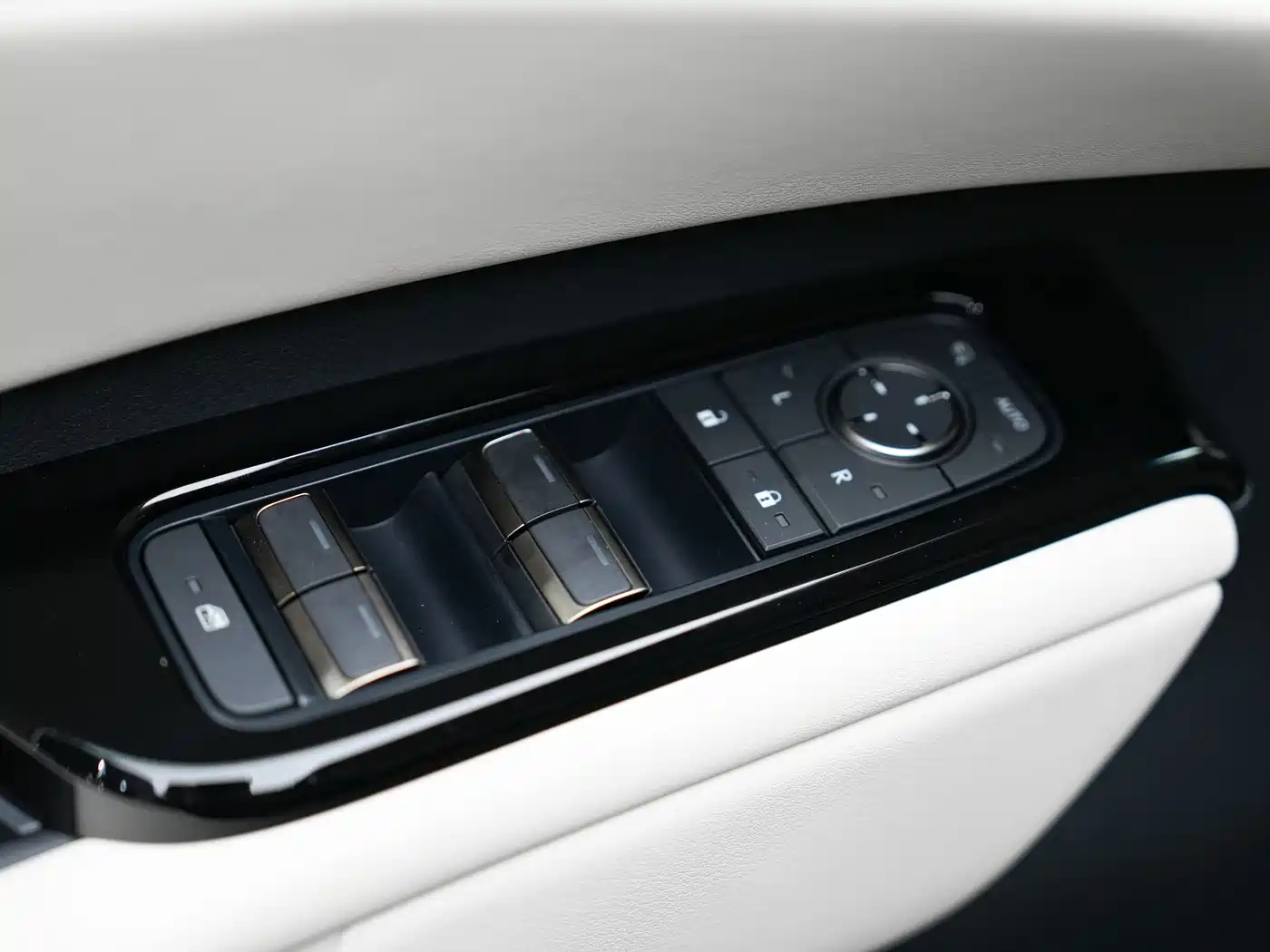 Lexus LM 2025 2025 Model 500h Six-Seater Prestige Edition
