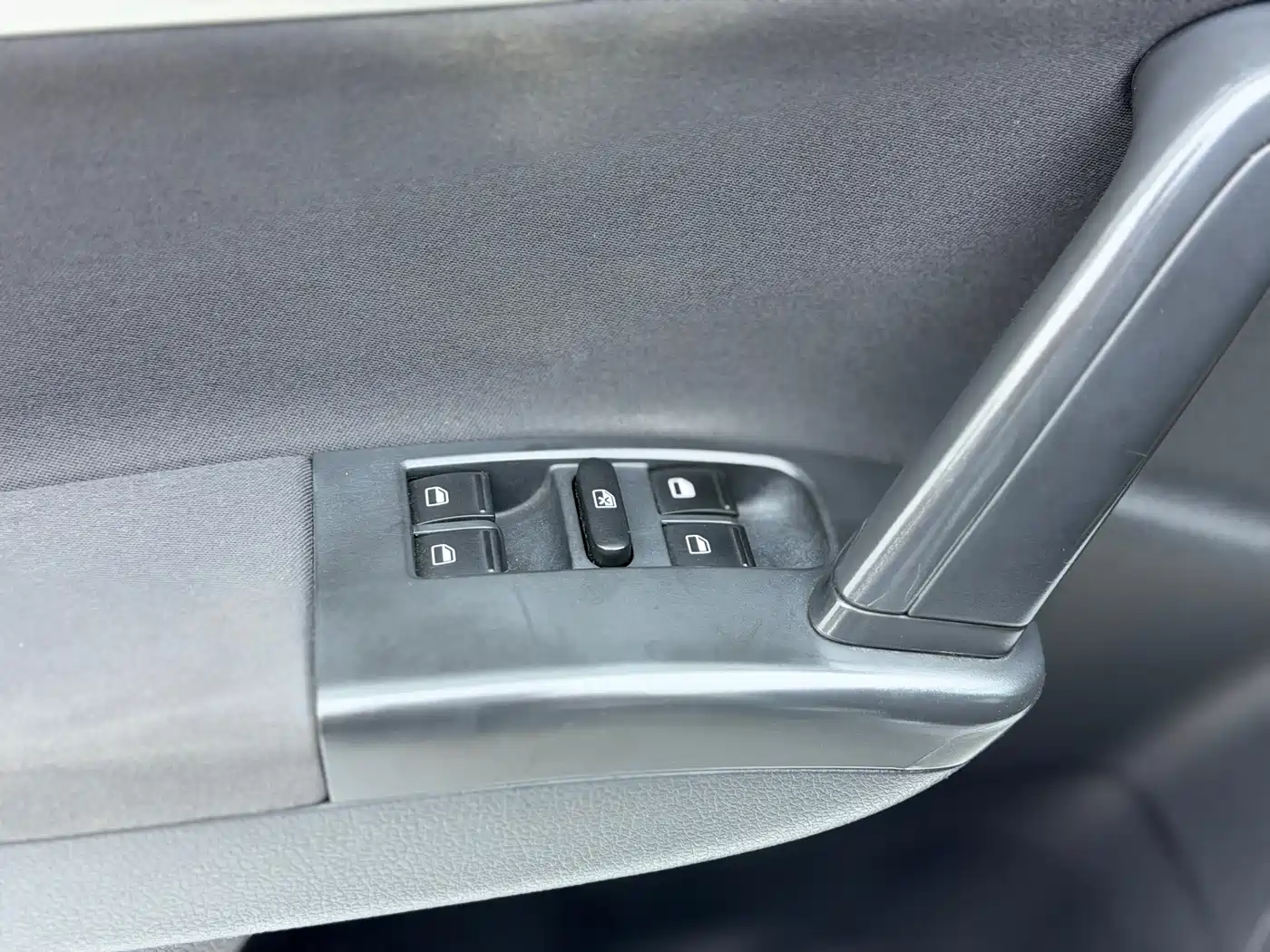 Volkswagen Lavida 2013 1.6L Automatic Trend Edition фото 5