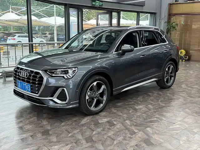 Audi Q3 35 TFSI, Стиль Драйв