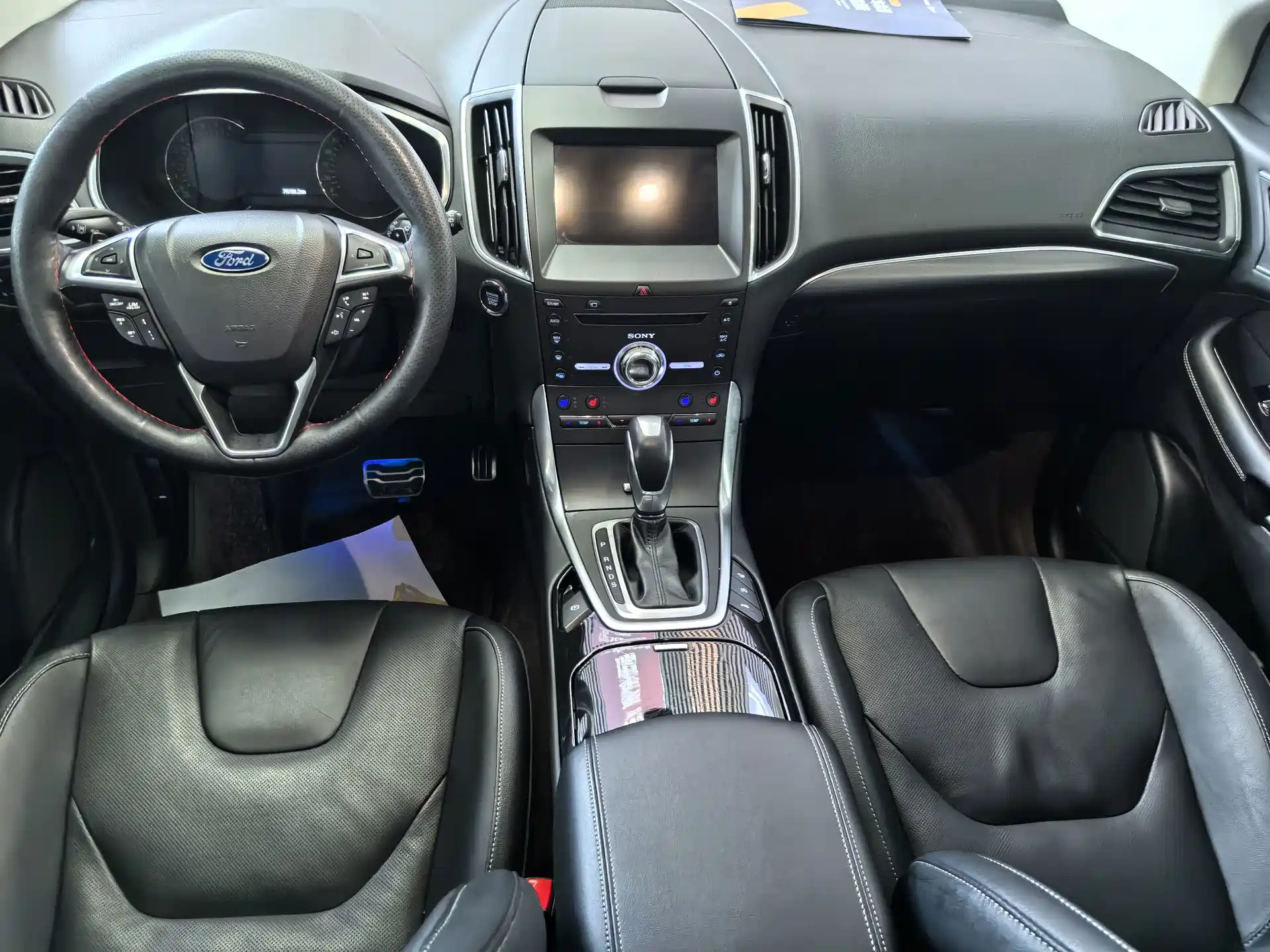 Фото 8 - Ford Edge