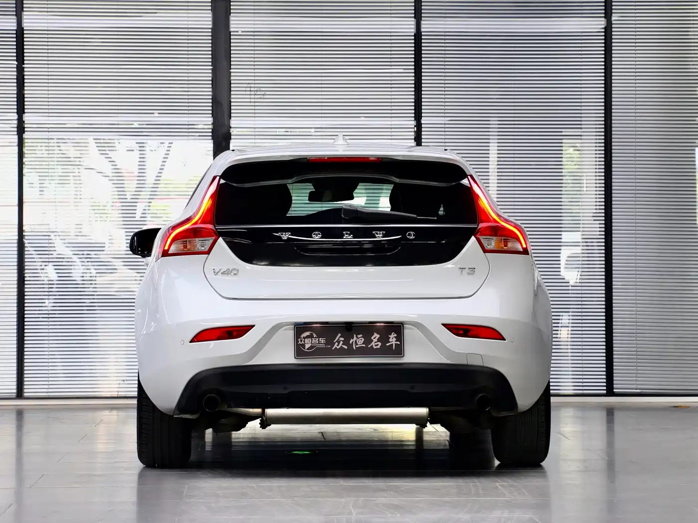 Volvo V40 2019 2018 T3 Inscription Edition