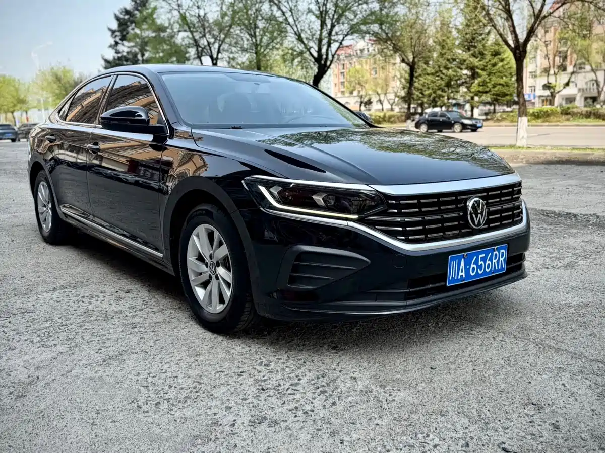 Volkswagen Passat 2022 280TSI Business Edition фото 3