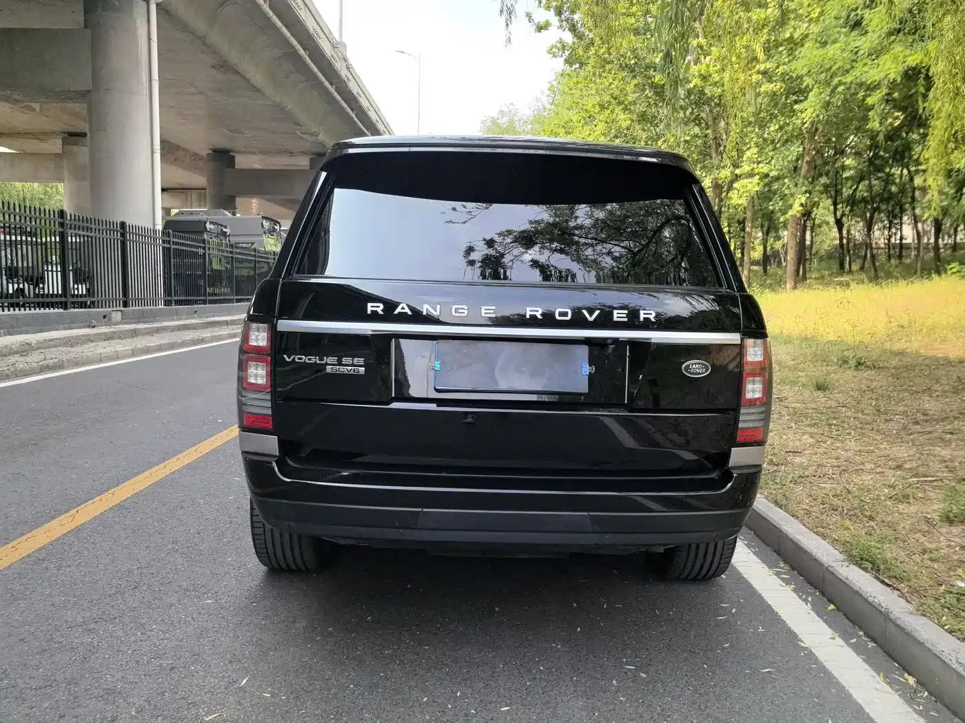 Land Rover Range Rover 2016 3.0 SC V6 Vogue SE Autobiography LWB фото 17
