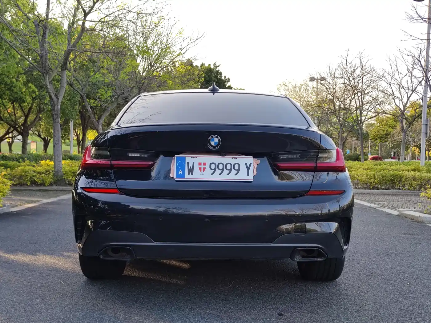 BMW 3 Series 2022 325Li M Sport Shadow Edition фото 8