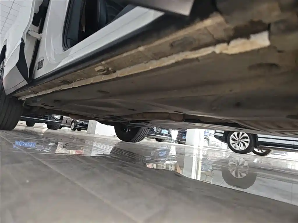 Volkswagen Tiguan L 2018 330TSI Automatic 2WD Luxury Edition фото 21