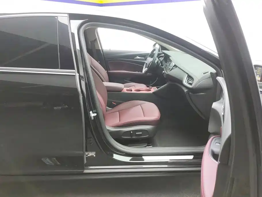 Buick Regal 2026 2025 28T GS Package Edition