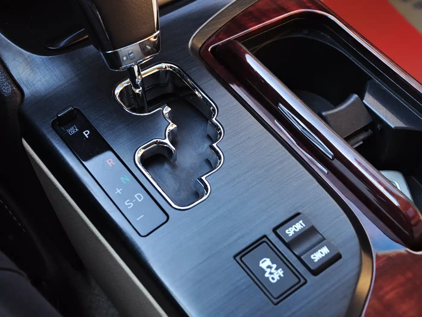 Toyota Crown 2011 2.5L Royal Leather Sunroof Special Edition фото 14