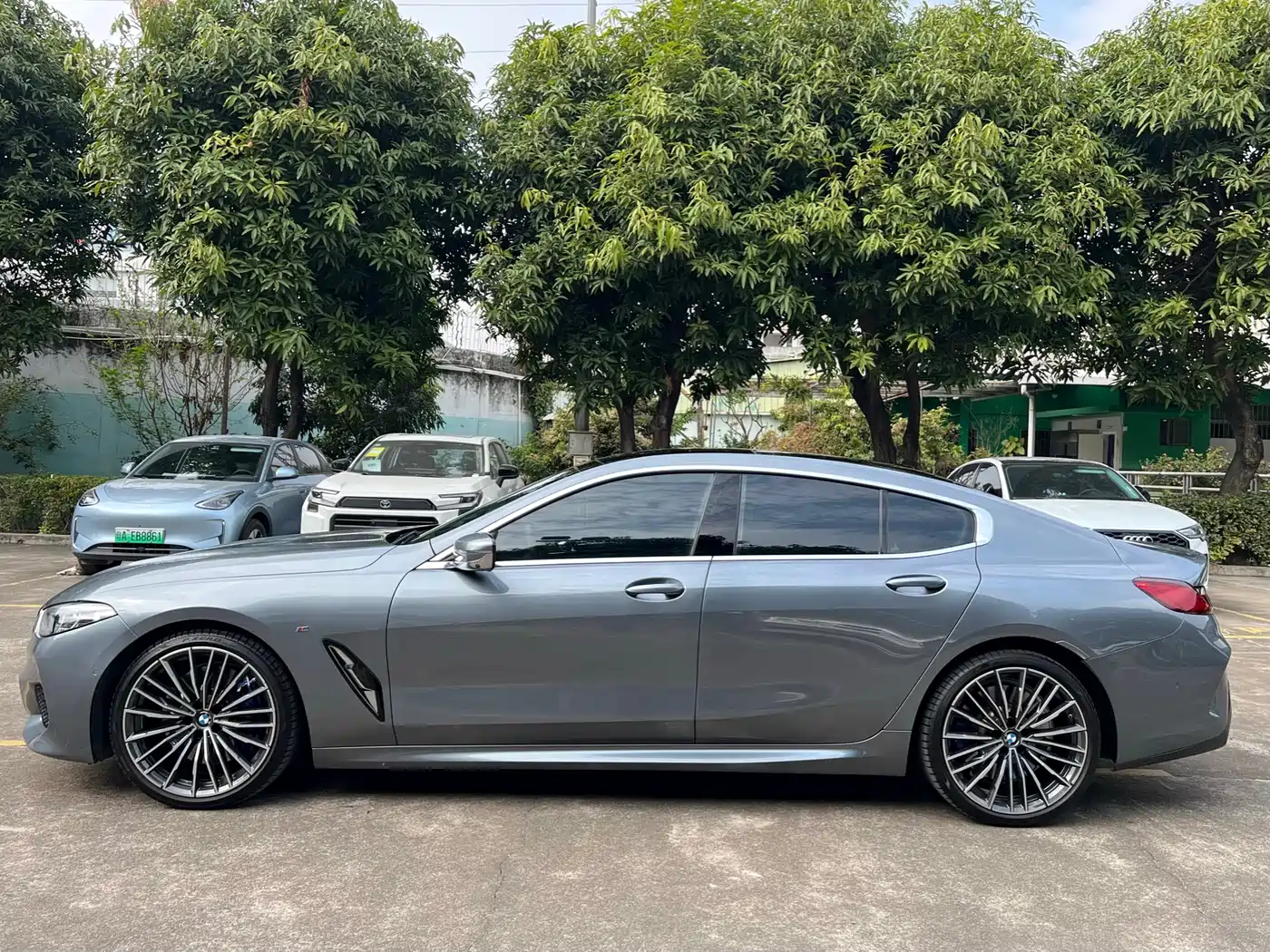 BMW 8 Series 2021 840i 4-door Coupe M Sport Package фото 3