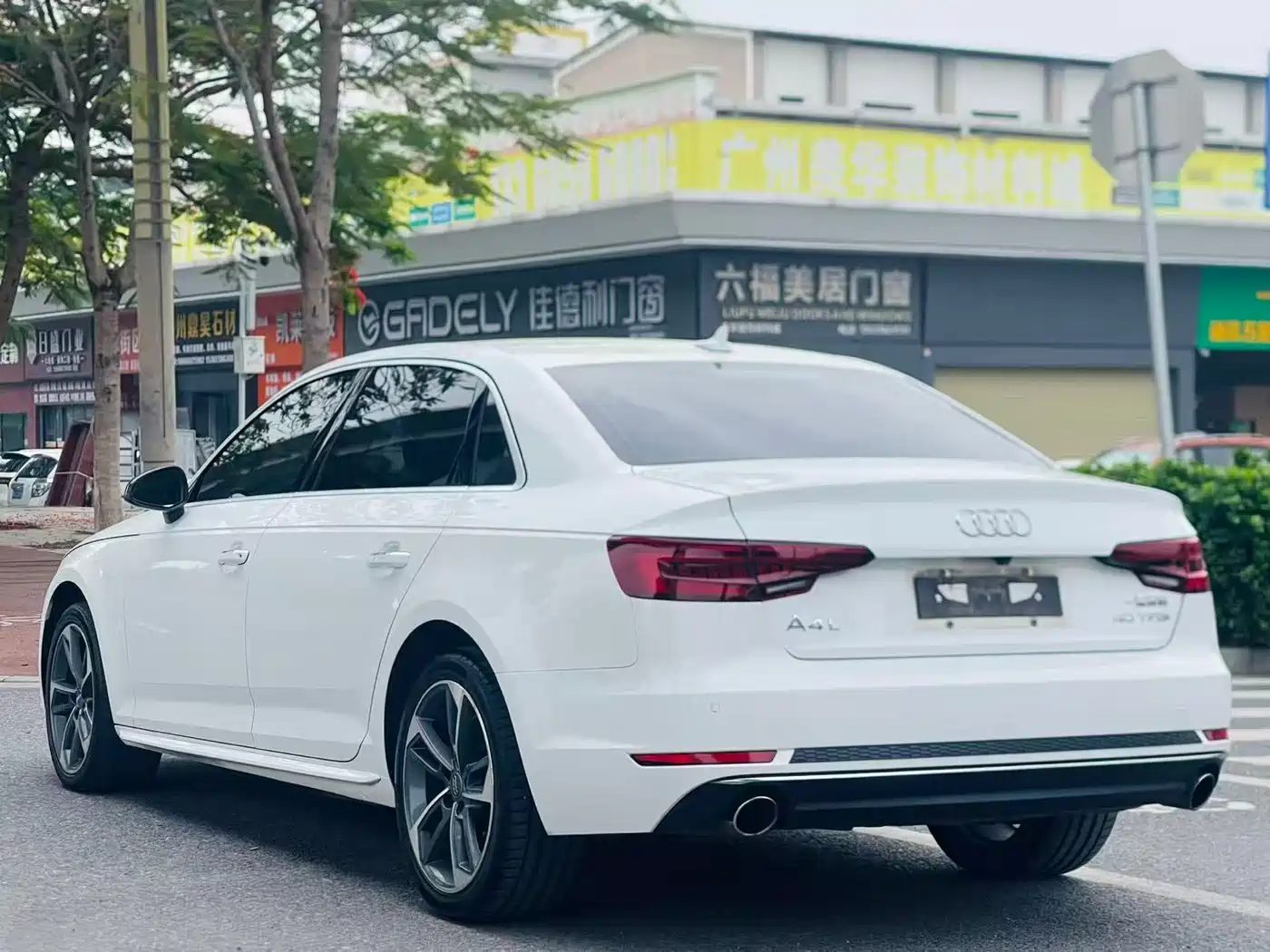 Audi A4L 2018 30th Anniversary 40 TFSI Progressive фото 6
