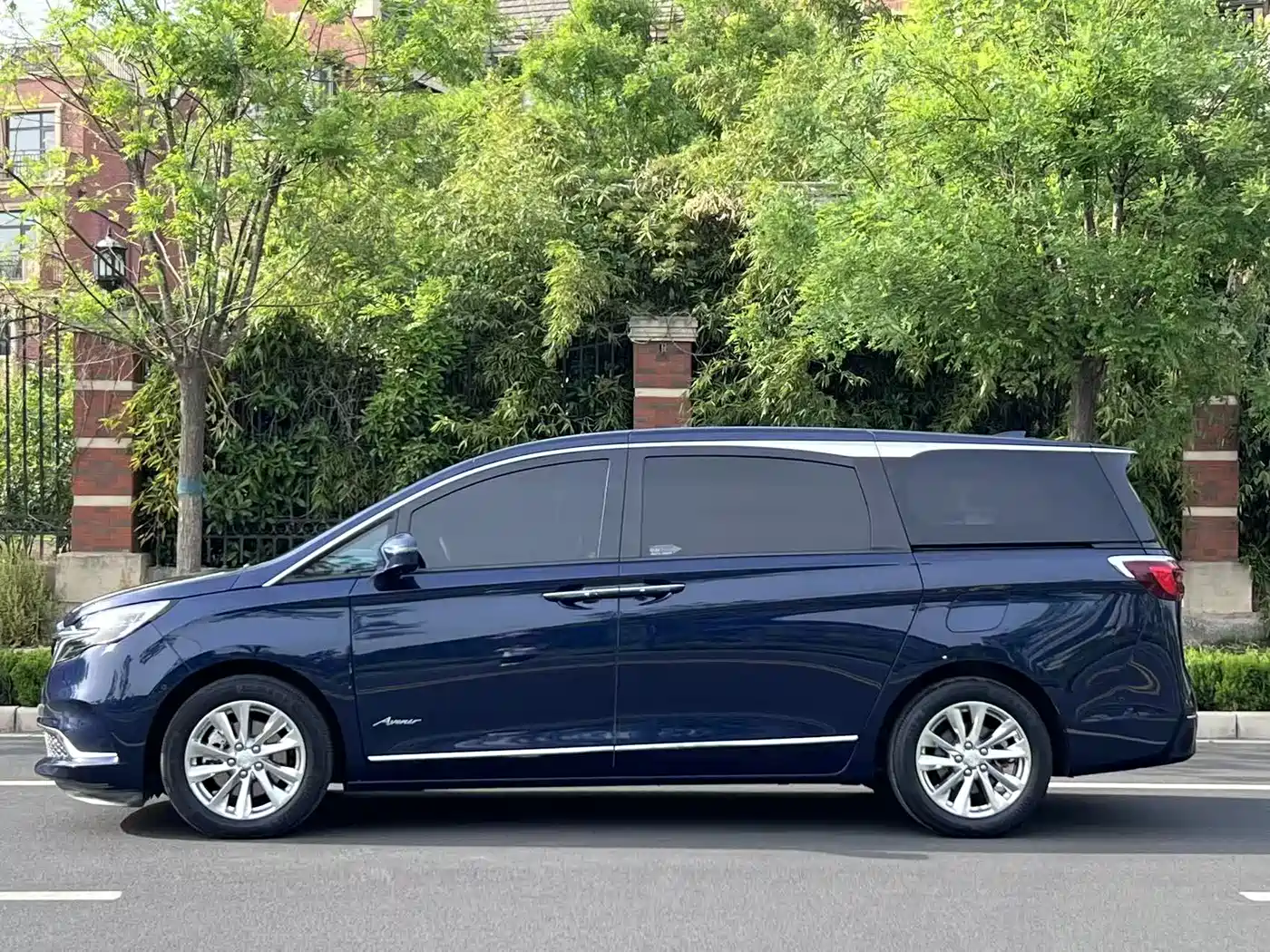 Buick GL8 2020 Avenir Four-Seat Prestige Edition фото 24