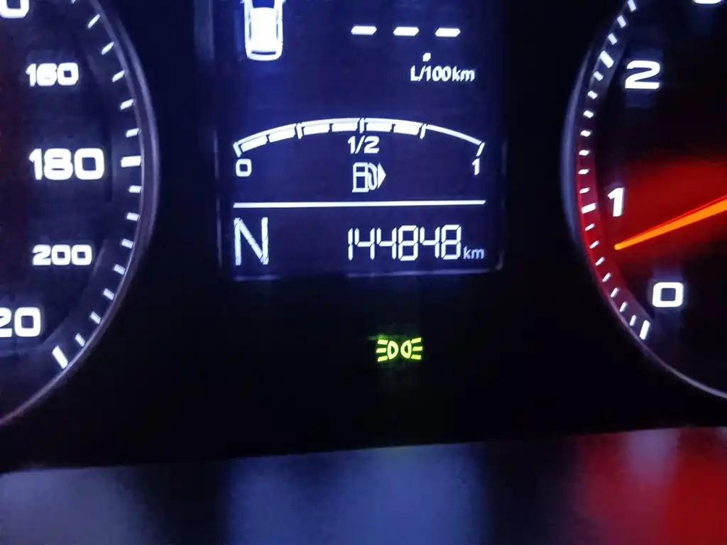 Roewe RX3 2020 2020 1.6L CVT 4G Ultra Comfort Flagship
