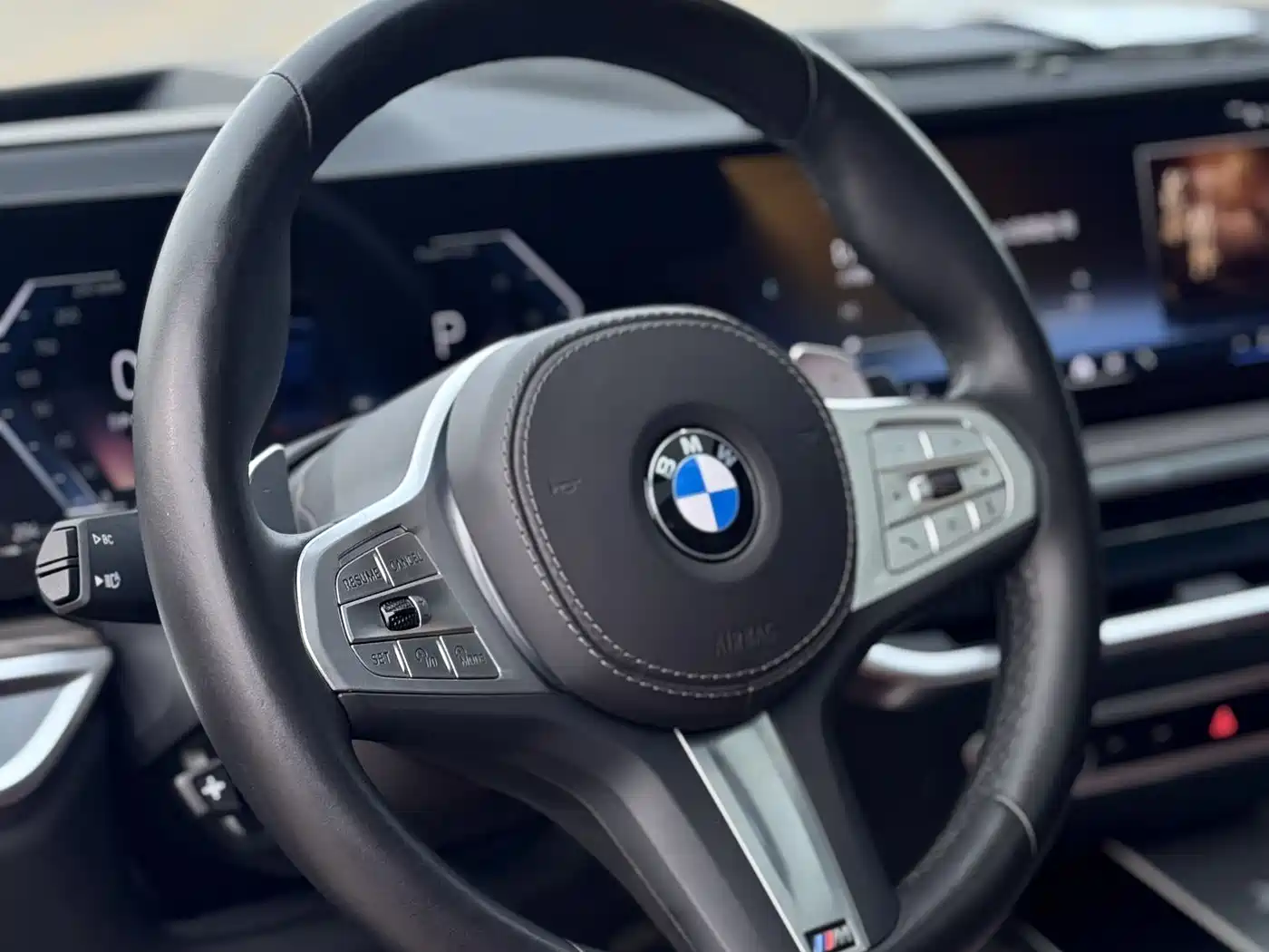 BMW X5 2023 xDrive 40Li M Sport Black Night Package фото 9