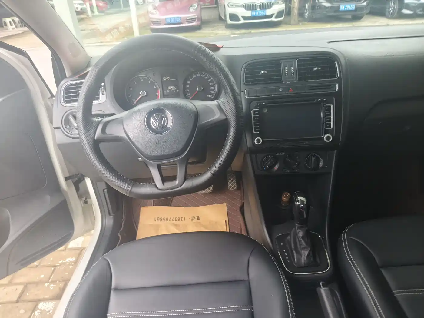 Volkswagen Polo 2016 1.4L Automatic Trend фото 5