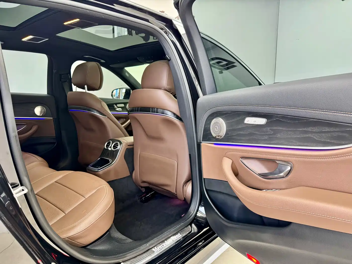 Mercedes-Benz E-Class 2022 Facelift E 260 L Sport фото 11