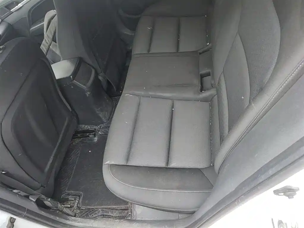 Hyundai Elantra 2016 Model 1.6L Automatic Smart Elite фото 13