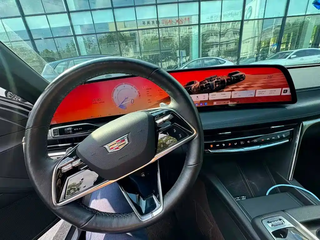 Фото 6 - Cadillac CT6