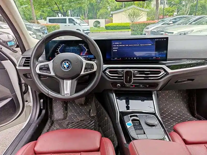 Photo 13 - BMW i3