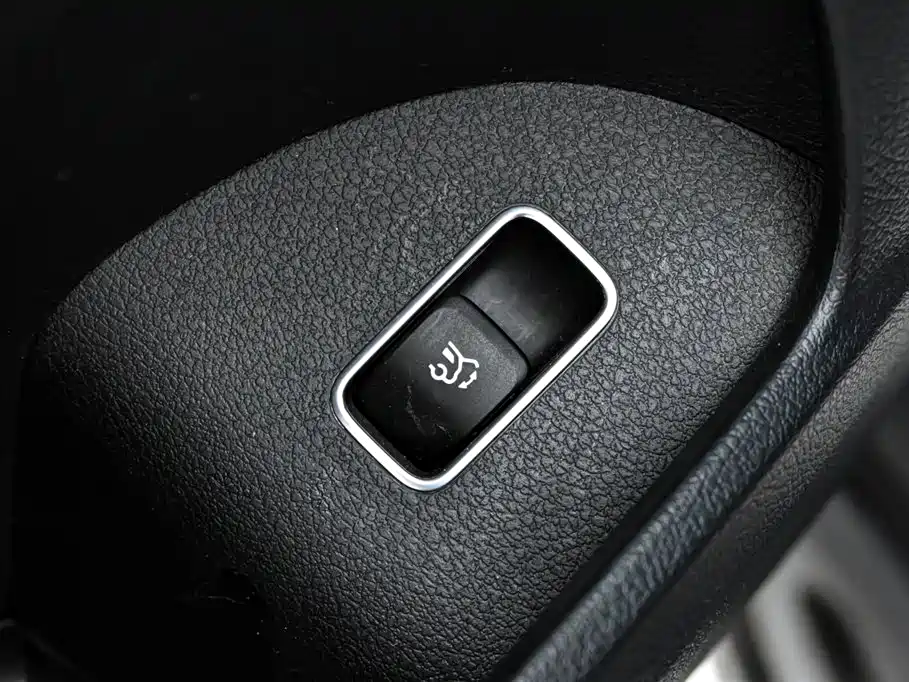 Mercedes-Benz GLE 2024 GLE 450 4MATIC Luxury фото 24