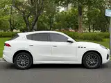 Photo 4 - Maserati Grecale