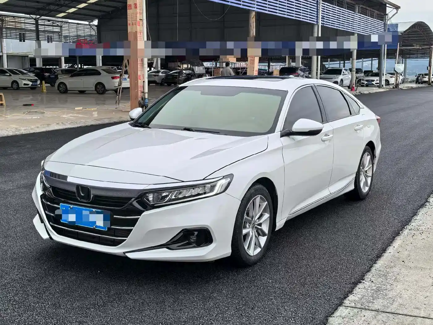 Фото 1 - Honda Accord