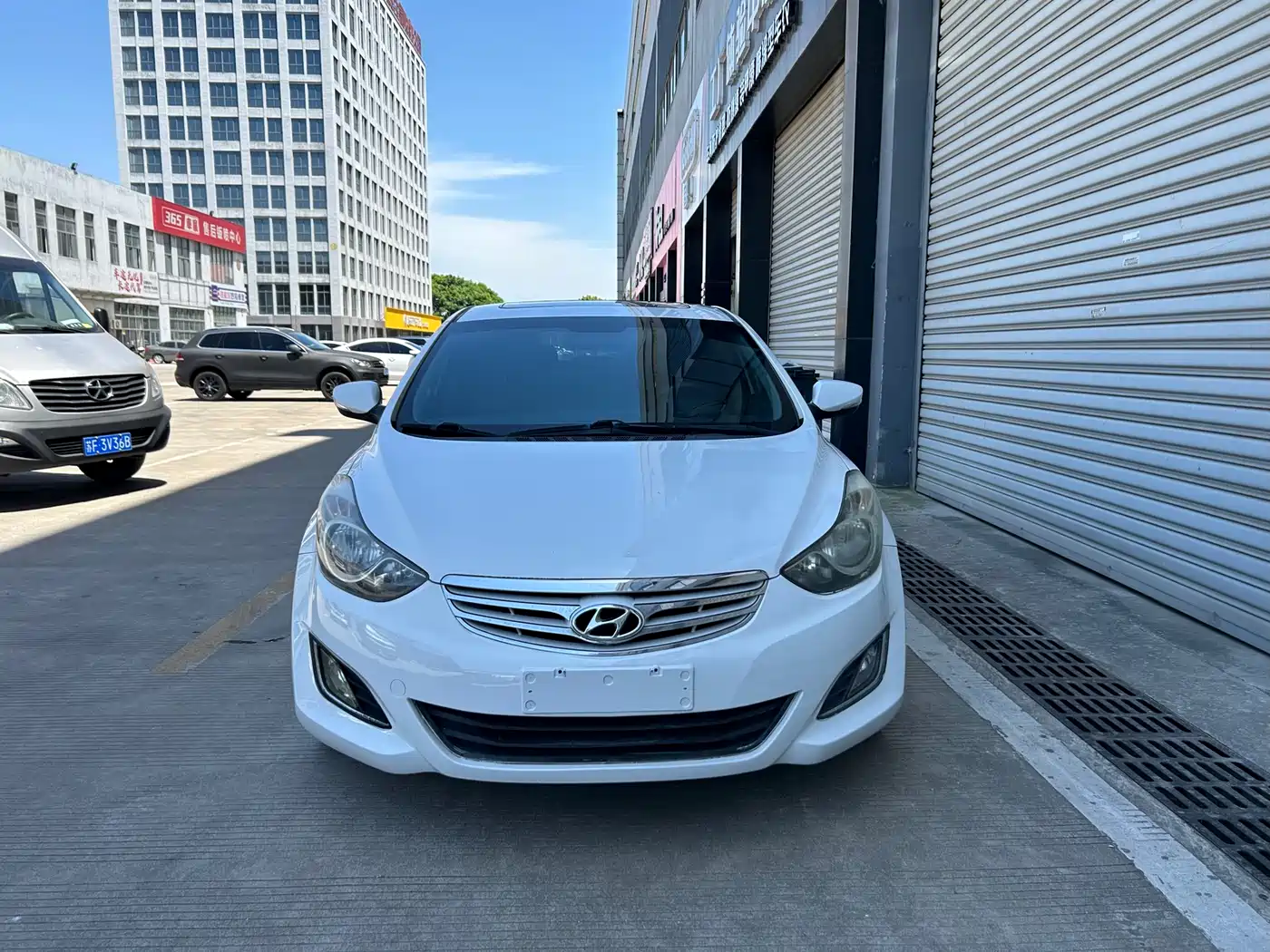Hyundai Langdong 2013 1.6L Automatic Leading фото 3
