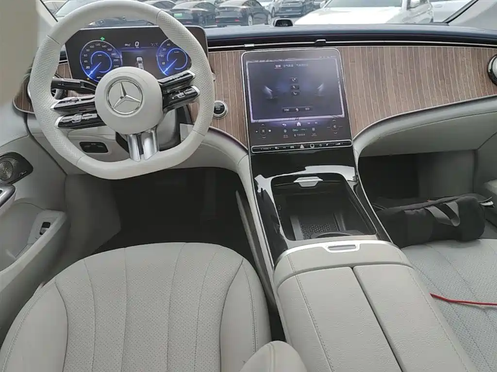 Mercedes-Benz EQE 2022 350 Pioneer Edition фото 10