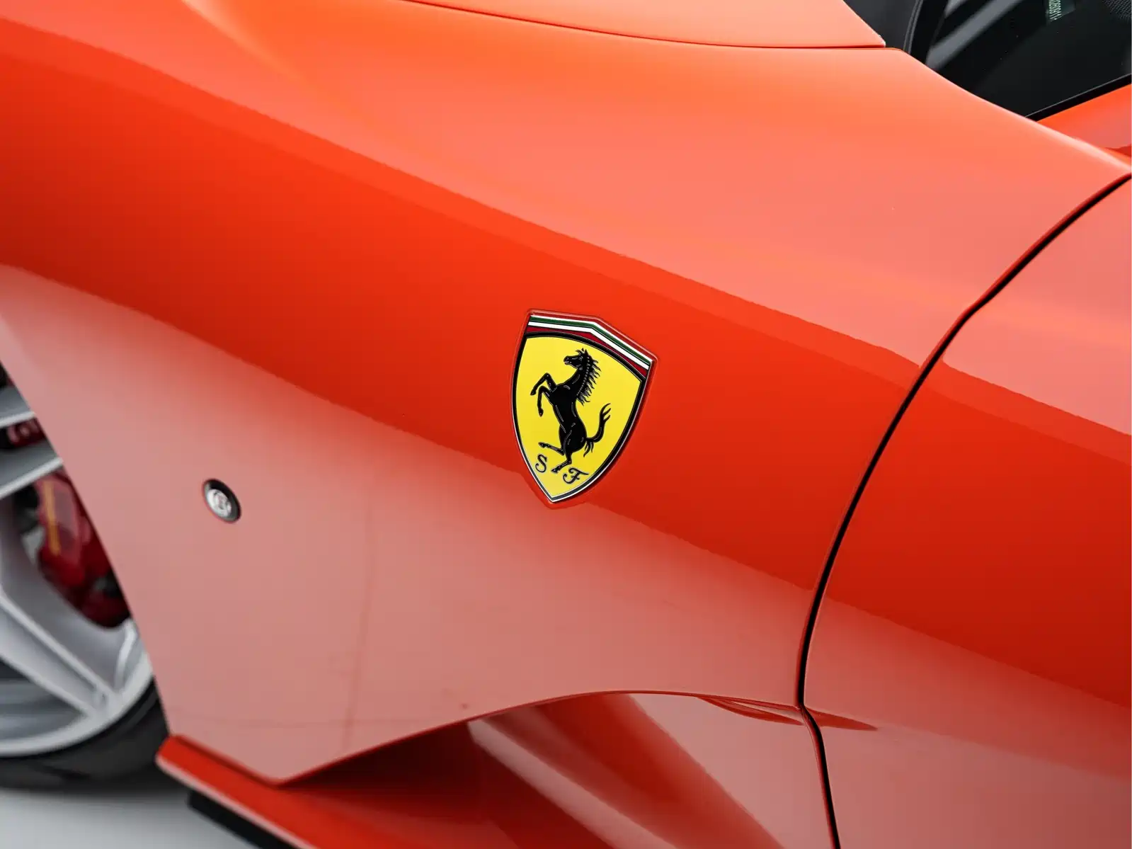 Фото 11 - Ferrari 812