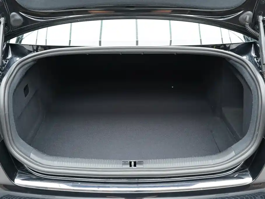 Audi A6L 2011 3.0 TFSI quattro Luxury фото 23