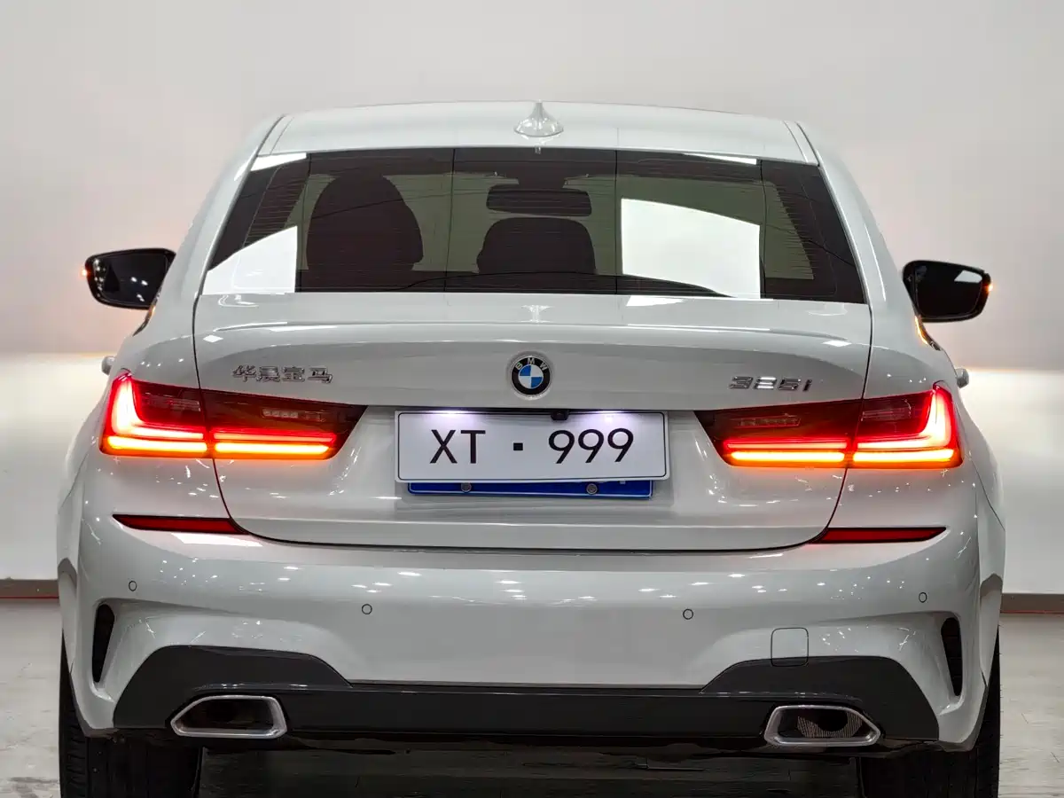 BMW 3 Series 2023 325i M Sport Package фото 6