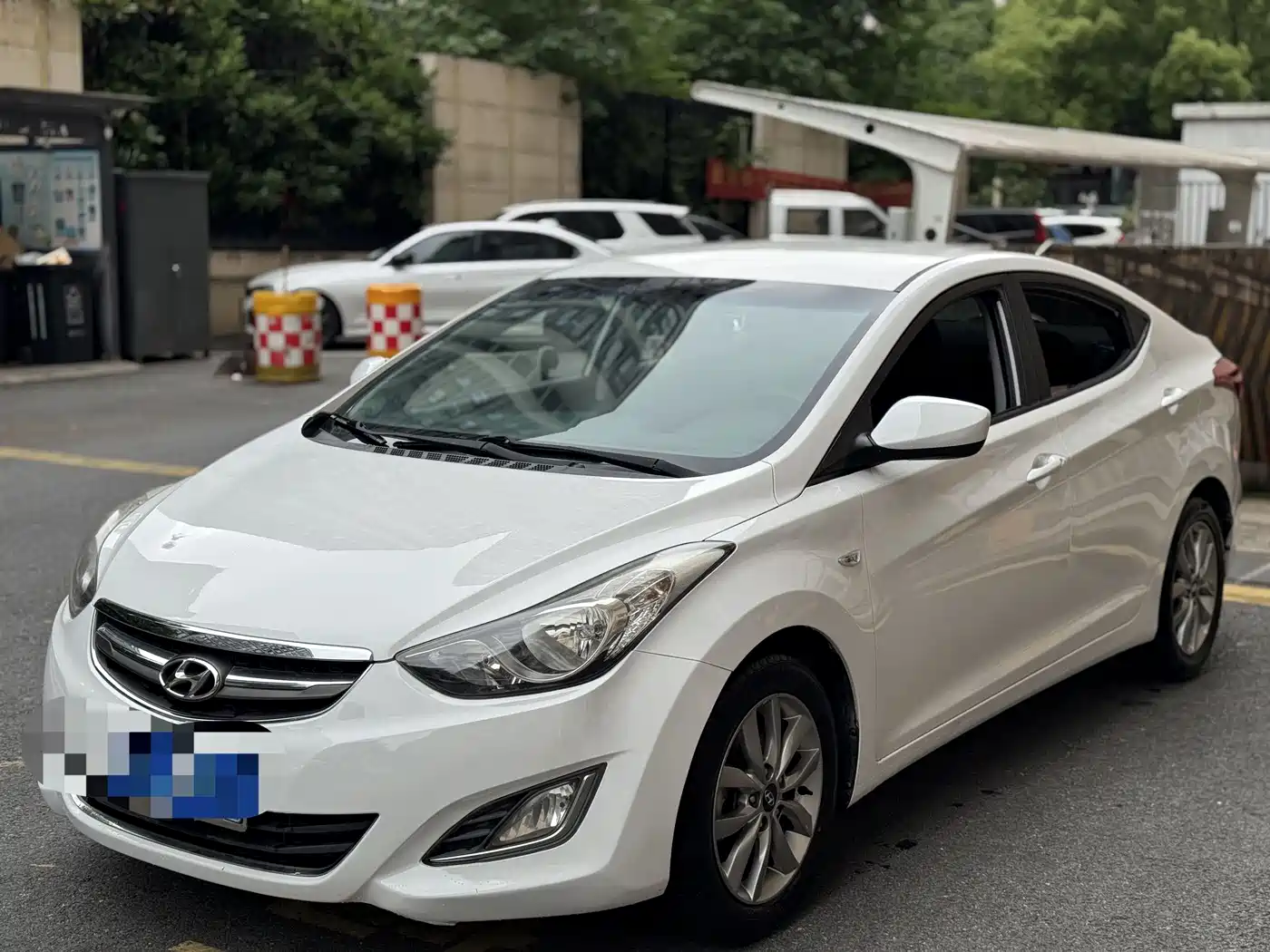 Hyundai Langdong 2015 1.6L Auto Trend