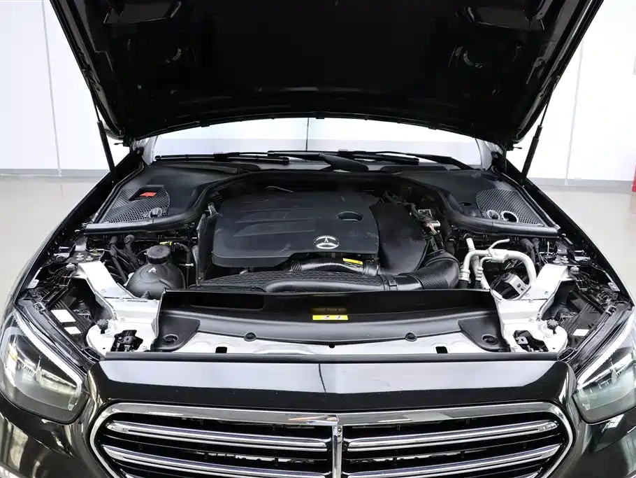 Mercedes-Benz E-Class 2023 Facelift E 260 L фото 31