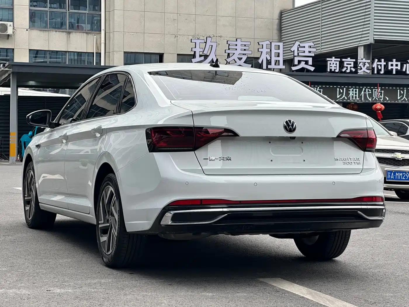 Volkswagen Sagitar 2024 300TSI DSG Surpass Edition фото 5