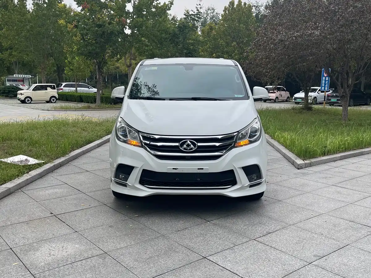 SAIC Maxus Maxus G10 2018 PLUS 2.0T Automatic Luxury Executive Edition